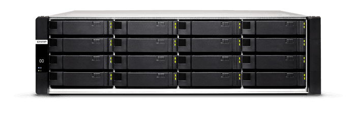 QNAP ES2486dc